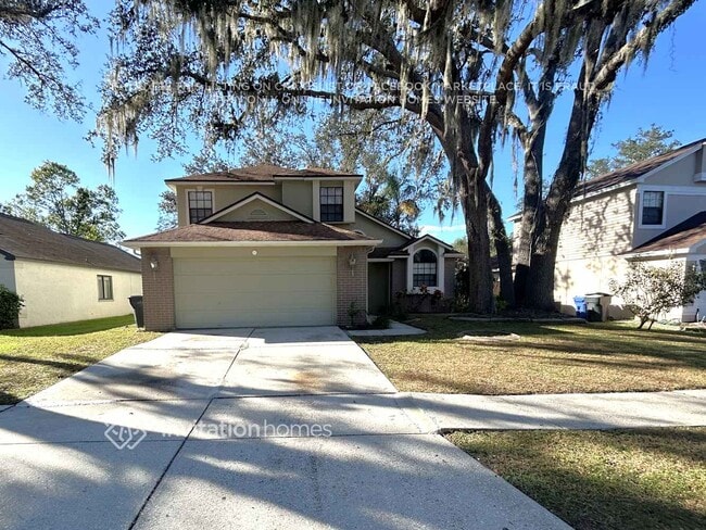 property at 3915 Penrod Ln