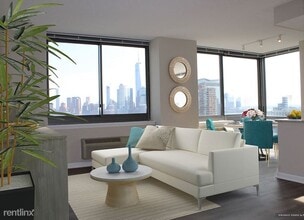 150 Bay St in Jersey City, NJ - Building Photo - Building Photo