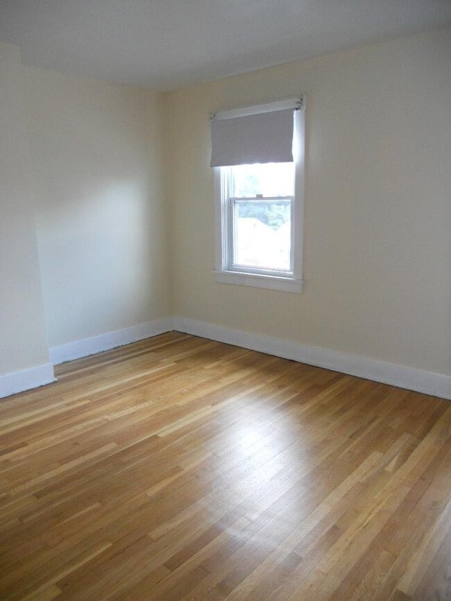 940 Mirror St in Pittsburgh, PA - Foto de edificio - Building Photo