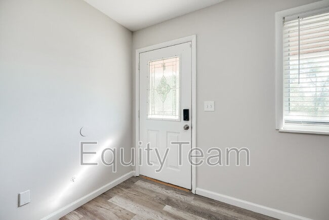 9609 Helmsley Way in Cincinnati, OH - Building Photo - Building Photo