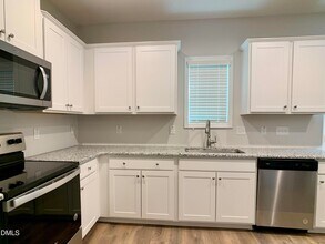 131 Diploma Dr in Clayton, NC - Foto de edificio - Building Photo