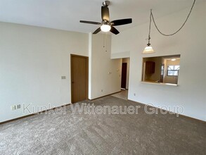 306 Eagle Ridge in O'Fallon, IL - Building Photo - Building Photo
