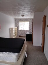 945 Admiral Ave in Ottawa, ON - Building Photo - Building Photo