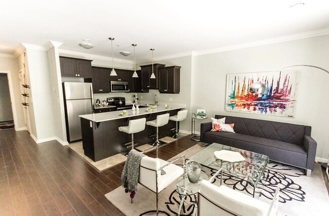 940 On The Park - Luxury Rentals