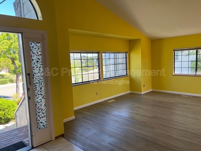 293 Saybrook Way in Vallejo, CA - Building Photo - Building Photo