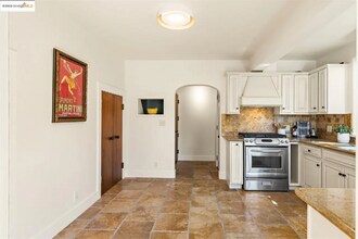 1412 Peralta Ave in Berkeley, CA - Foto de edificio - Building Photo