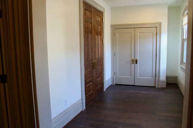 1120 Reddour St in Pittsburgh, PA - Building Photo - Building Photo