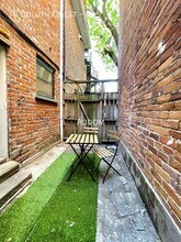 70 Avenue Duluth O in Montréal, QC - Building Photo - Building Photo