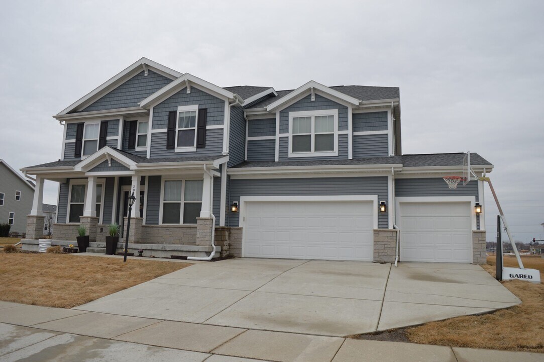 206 Pintail Pl in Sun Prairie, WI - Foto de edificio