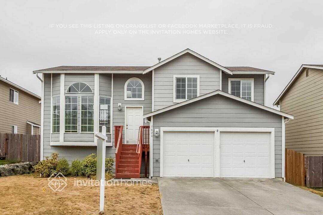 5620 80th Ave NE in Marysville, WA - Building Photo