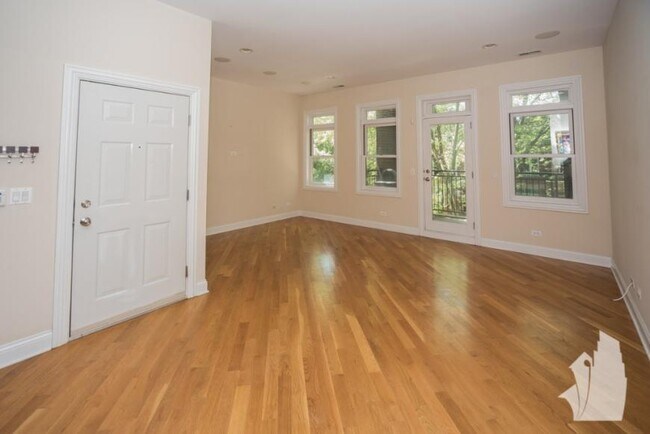 3247 N Kenmore Ave in Chicago, IL - Building Photo - Building Photo