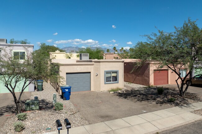 3601 E 4th St in Tucson, AZ - Foto de edificio - Building Photo