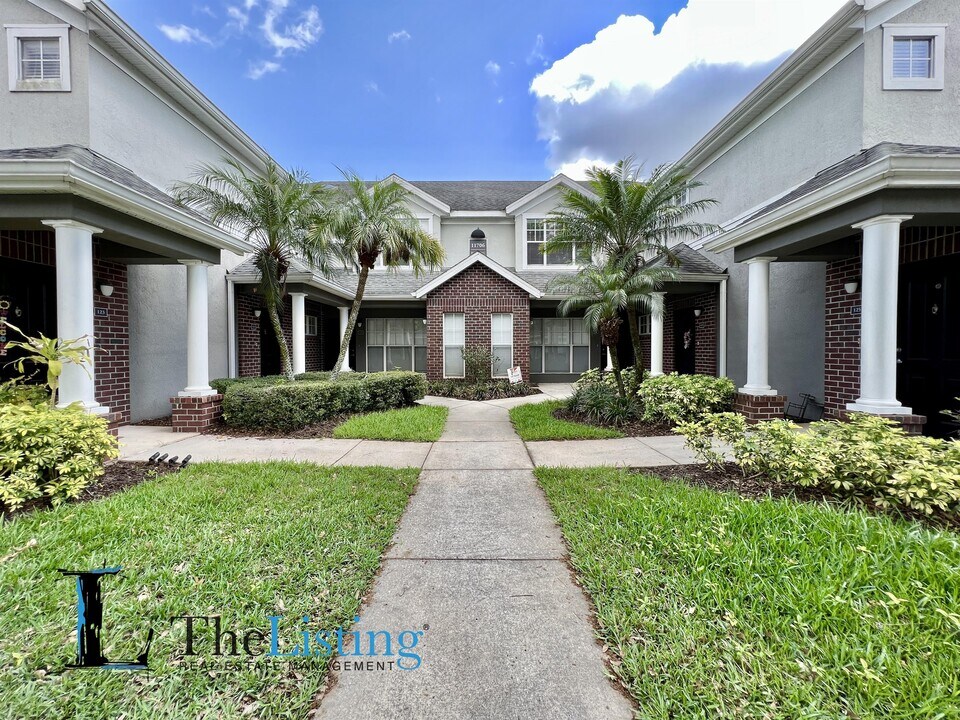 11706 Heritage Point Dr in Orlando, FL - Building Photo