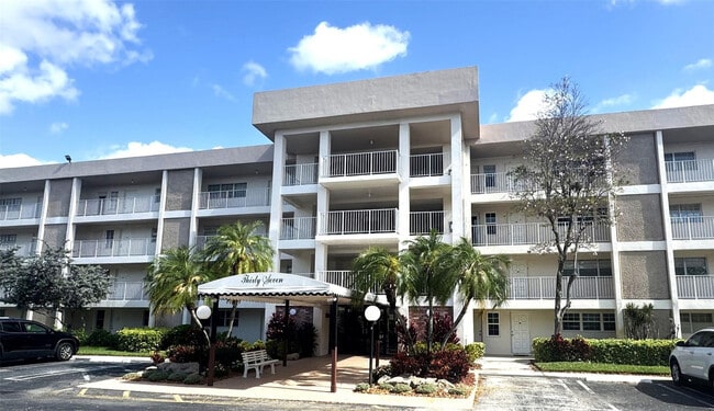 property at 3351 S Palm Aire Dr