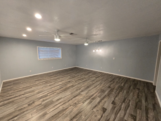 3420 W Campo Bello Dr