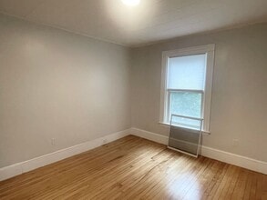 129 Old Colony Ave in Quincy, MA - Building Photo - Building Photo