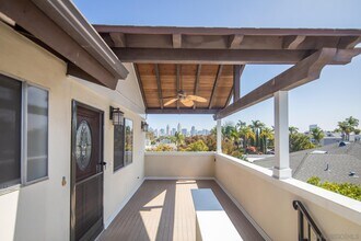 324 D Ave in Coronado, CA - Building Photo - Building Photo