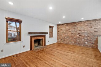 625 N Abingdon St in Arlington, VA - Building Photo - Building Photo