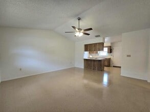 3932 Spoonbill Ct in Lakeland, FL - Building Photo - Building Photo
