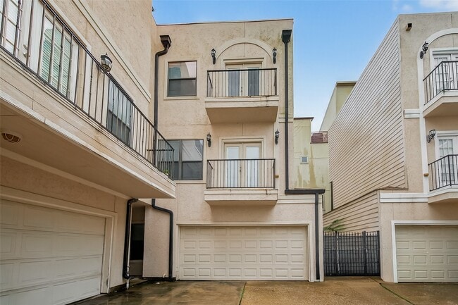 4413 Koehler St in Houston, TX - Building Photo - Building Photo