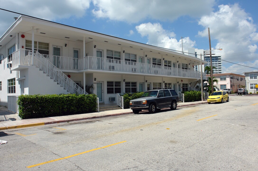 620 76th St in Miami Beach, FL - Foto de edificio