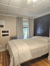 147 Spring St in Willimantic, CT - Foto de edificio - Building Photo