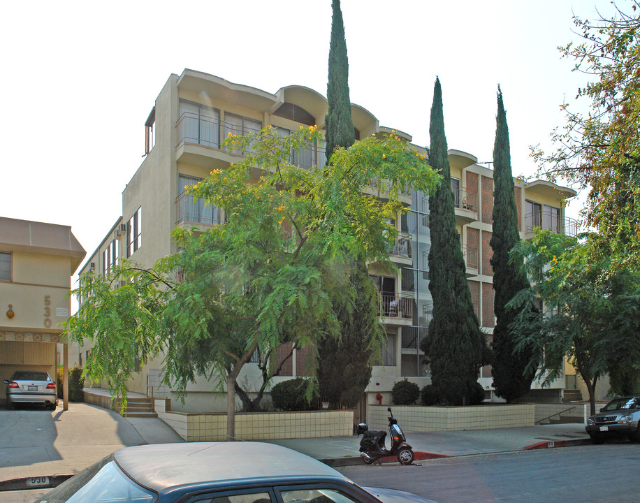 Orlando Apartments in Los Angeles, CA - Building Photo