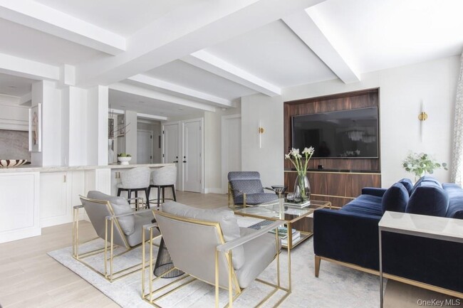 433 W 34th St. in New York, NY - Building Photo - Building Photo