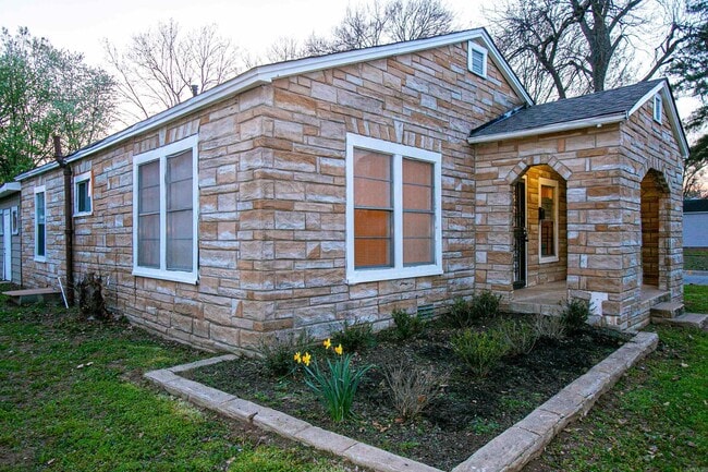 4800 Rogers St in North Little Rock, AR - Building Photo - Building Photo