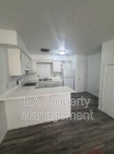 332 Grove St SE in Albuquerque, NM - Building Photo - Building Photo