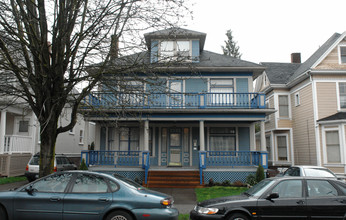 2265 NW Hoyt St in Portland, OR - Building Photo - Building Photo