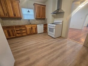 1200 N 4th St in Waco, TX - Building Photo - Building Photo
