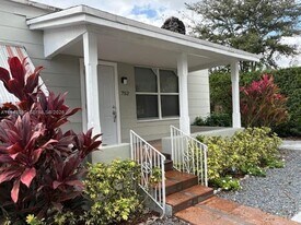 752 NW 24th Ct in Miami, FL - Building Photo