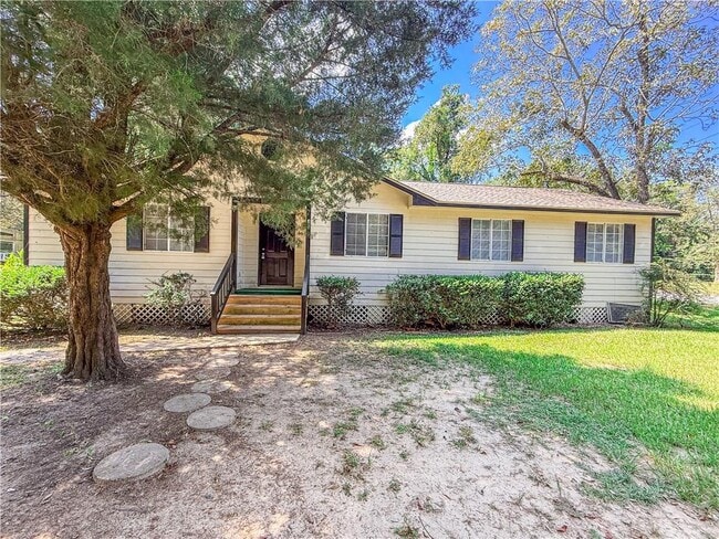 property at 351 Lincoln Blvd