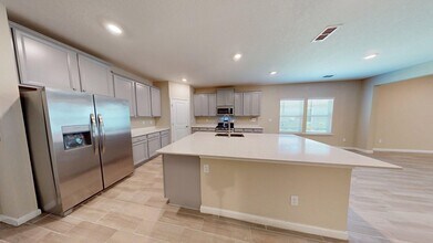 669 Brown Bear Run in Saint Johns, FL - Building Photo - Building Photo