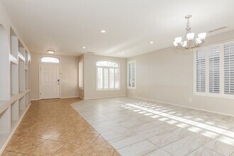 1913 S 83rd Dr in Tolleson, AZ - Foto de edificio - Building Photo