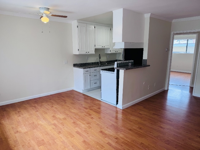 407 N Avenue 50