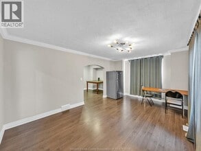 427 INDIAN in Windsor, ON - Building Photo - Building Photo