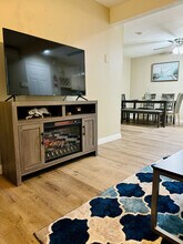 3456 Castle Glen Dr, Unit 165 in San Diego, CA - Building Photo - Building Photo