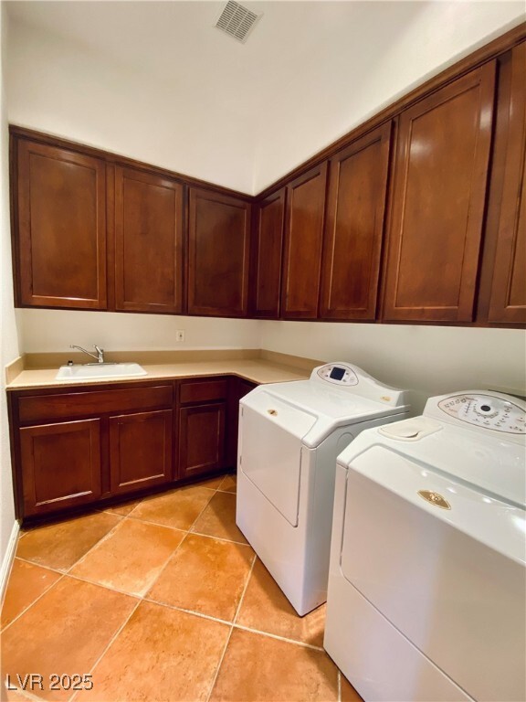 4565 Riva De Romanza St in Las Vegas, NV - Building Photo - Building Photo