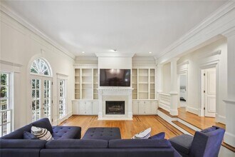 2770 Carmon on Wesley NW in Atlanta, GA - Building Photo - Building Photo