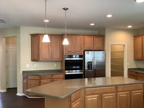 4017 Garden Oak Dr in Indian Trail, NC - Building Photo - Building Photo
