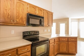 2743 Long Shadow Ln in Memphis, TN - Building Photo - Building Photo