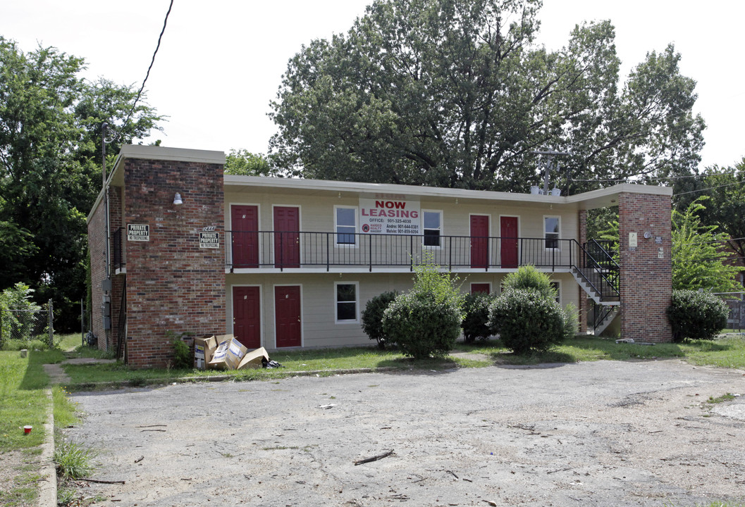 2430 Ketchum Cv in Memphis, TN - Foto de edificio