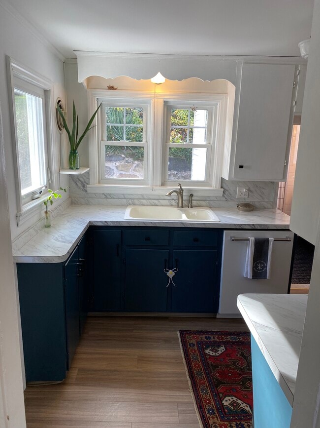 80 Torrington Ave in Collinsville, CT - Building Photo - Building Photo