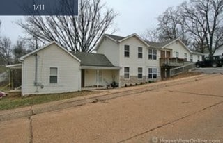 305 Fletcher St, Unit 305 in Desoto, MO - Building Photo