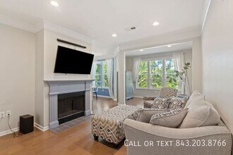 1731 Chatelain Way in Mount Pleasant, SC - Building Photo - Building Photo