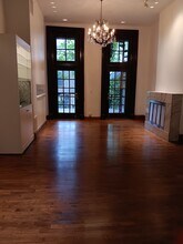 1235 N Dearborn St, Unit A in Chicago, IL - Foto de edificio - Building Photo