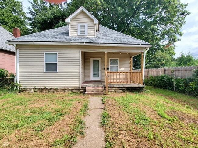 1638 5th Ave in Terre Haute, IN - Building Photo - Building Photo