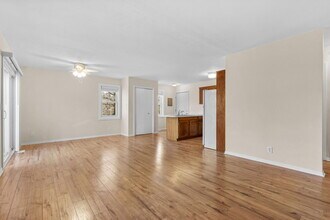 2647 Kragspough Ct, Unit 2647 Kragspough Ct in Holland, MI - Foto de edificio - Building Photo